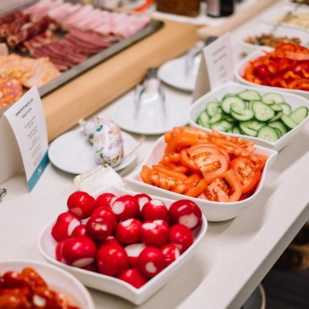 Norm Hill Hotel Cluj-Napoca Ngoại thất bức ảnh