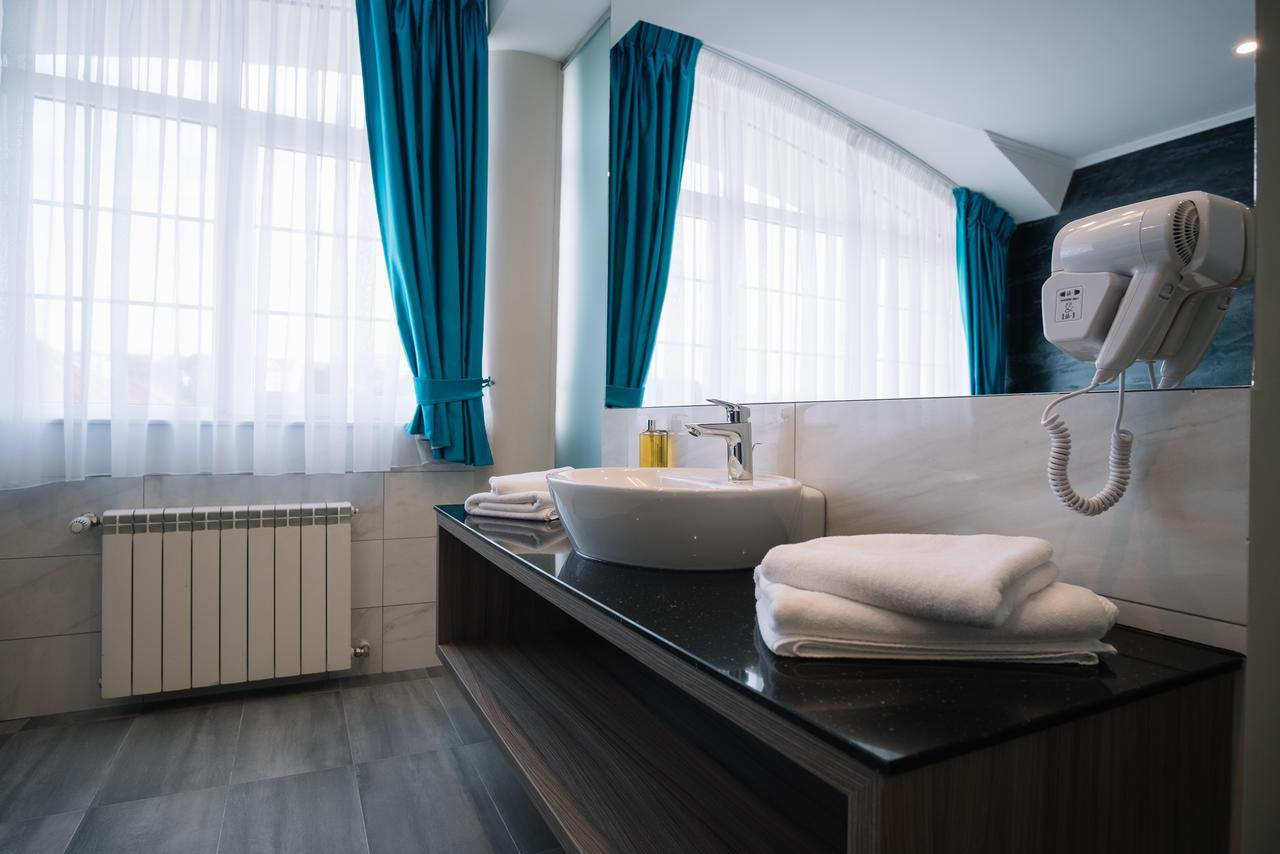 Norm Hill Hotel Cluj-Napoca Ngoại thất bức ảnh